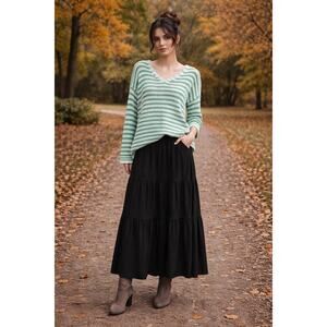 Staccato Mint Ivory Striped Lightweight V-Neck Sweater Size Large NWT Casual